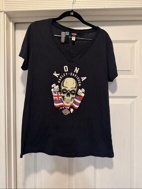 Harley-Davidson Black V-Neck Skull & Flag Tee